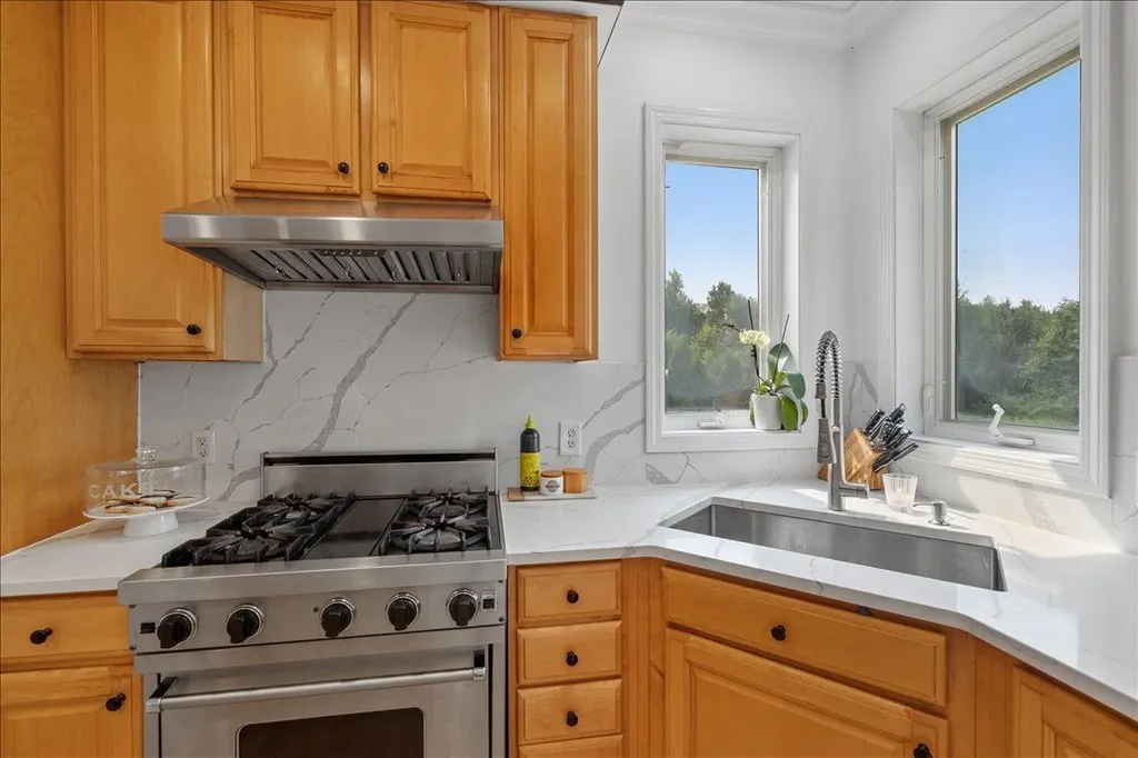 278 Brennan Woods Drive Williston VT 05495