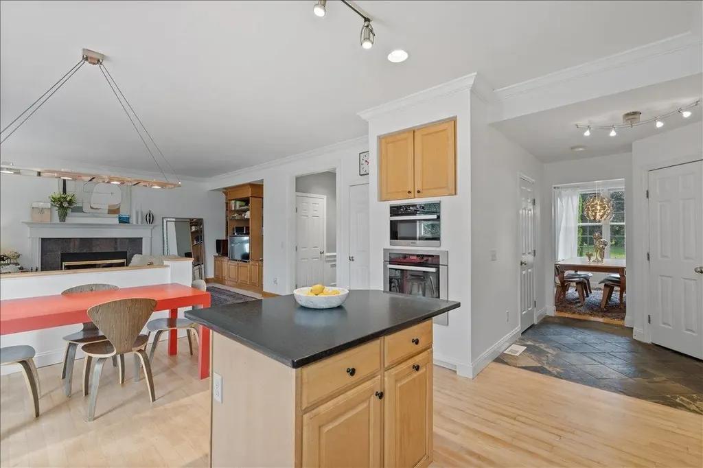 278 Brennan Woods Drive Williston VT 05495