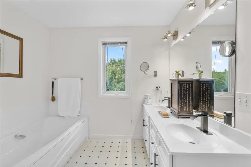 278 Brennan Woods Drive Williston VT 05495