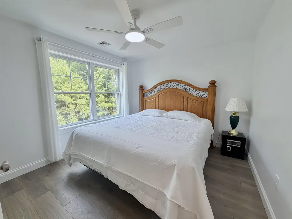 21 Freedom Drive Rochester NH 03867