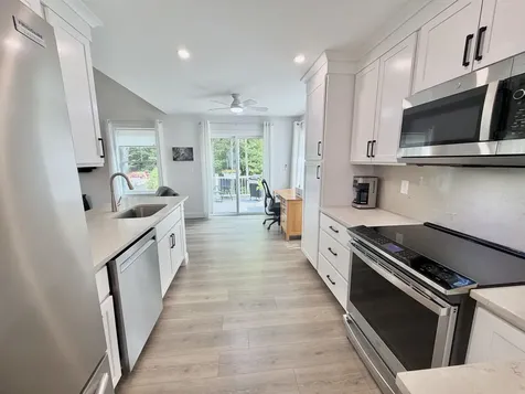 21 Freedom Drive Rochester NH 03867