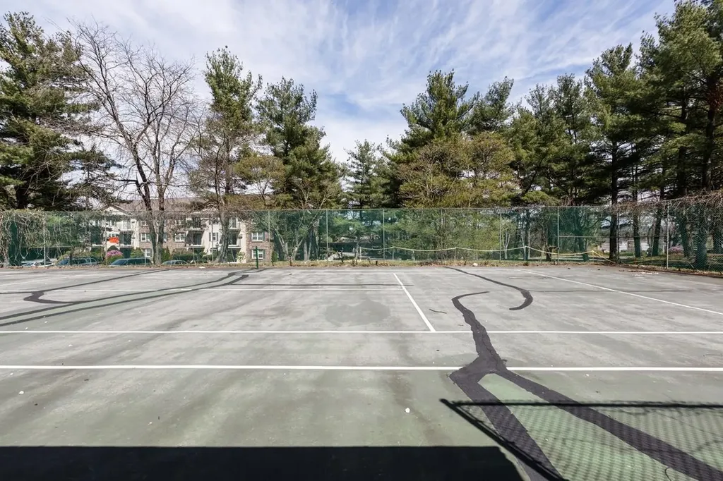 3 Autumn Leaf Drive Nashua NH 03060