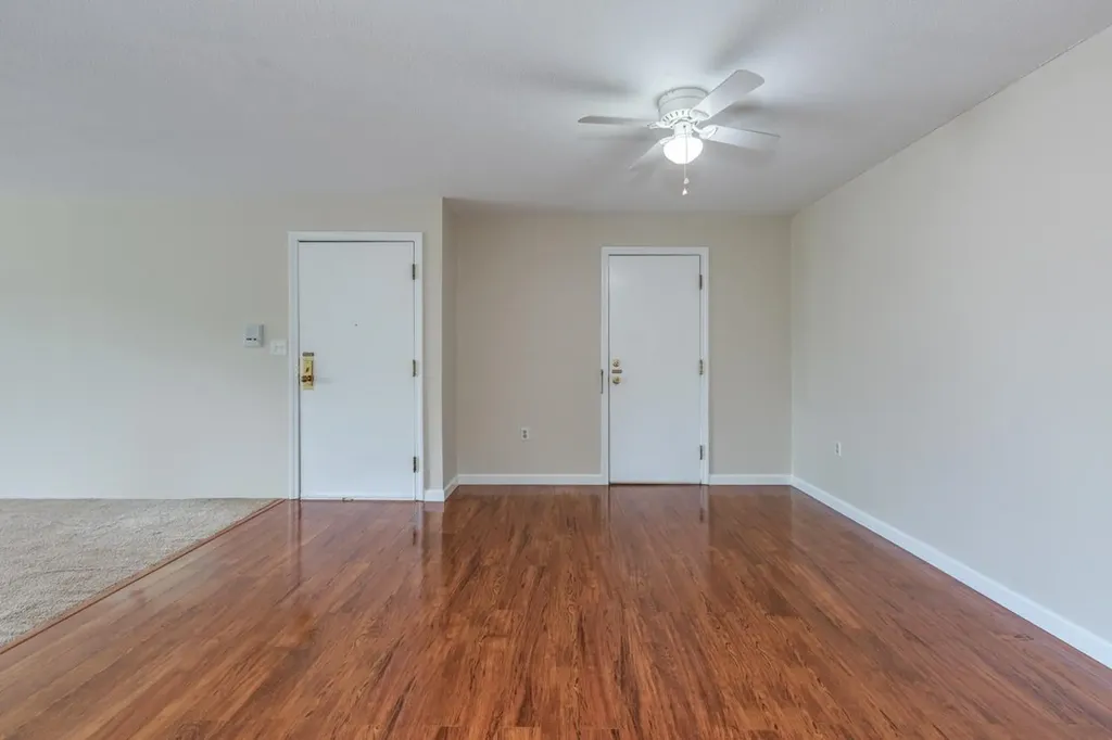 3 Autumn Leaf Drive Nashua NH 03060