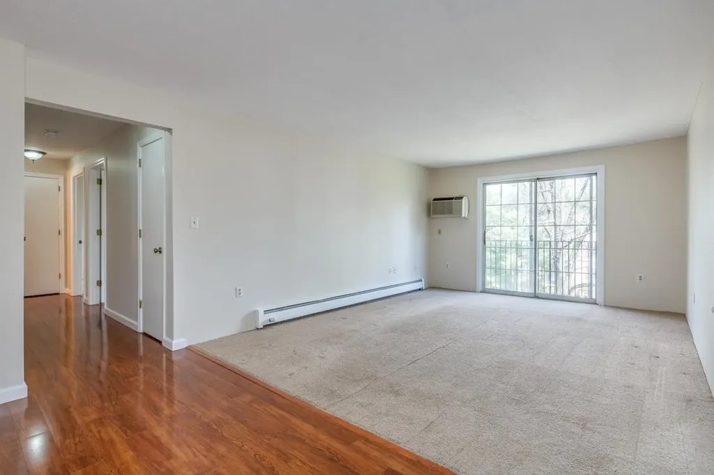 3 Autumn Leaf Drive Nashua NH 03060