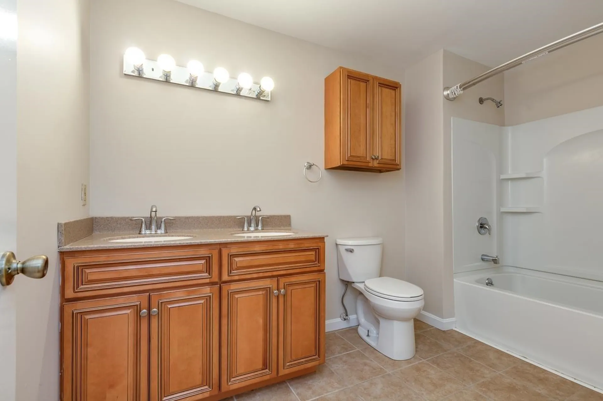 3 Autumn Leaf Drive Nashua NH 03060