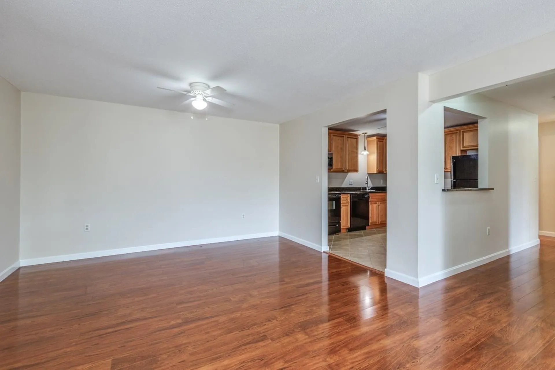 3 Autumn Leaf Drive Nashua NH 03060
