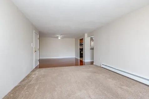 3 Autumn Leaf Drive Nashua NH 03060