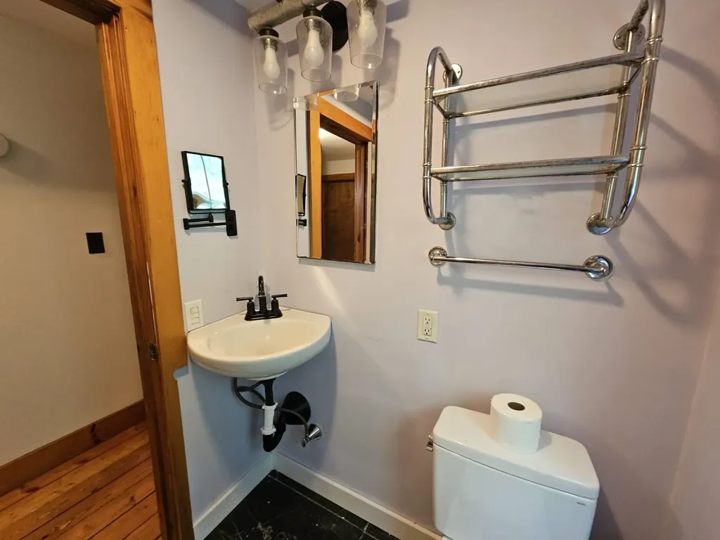 423 Old Walpole Road Keene NH 03431