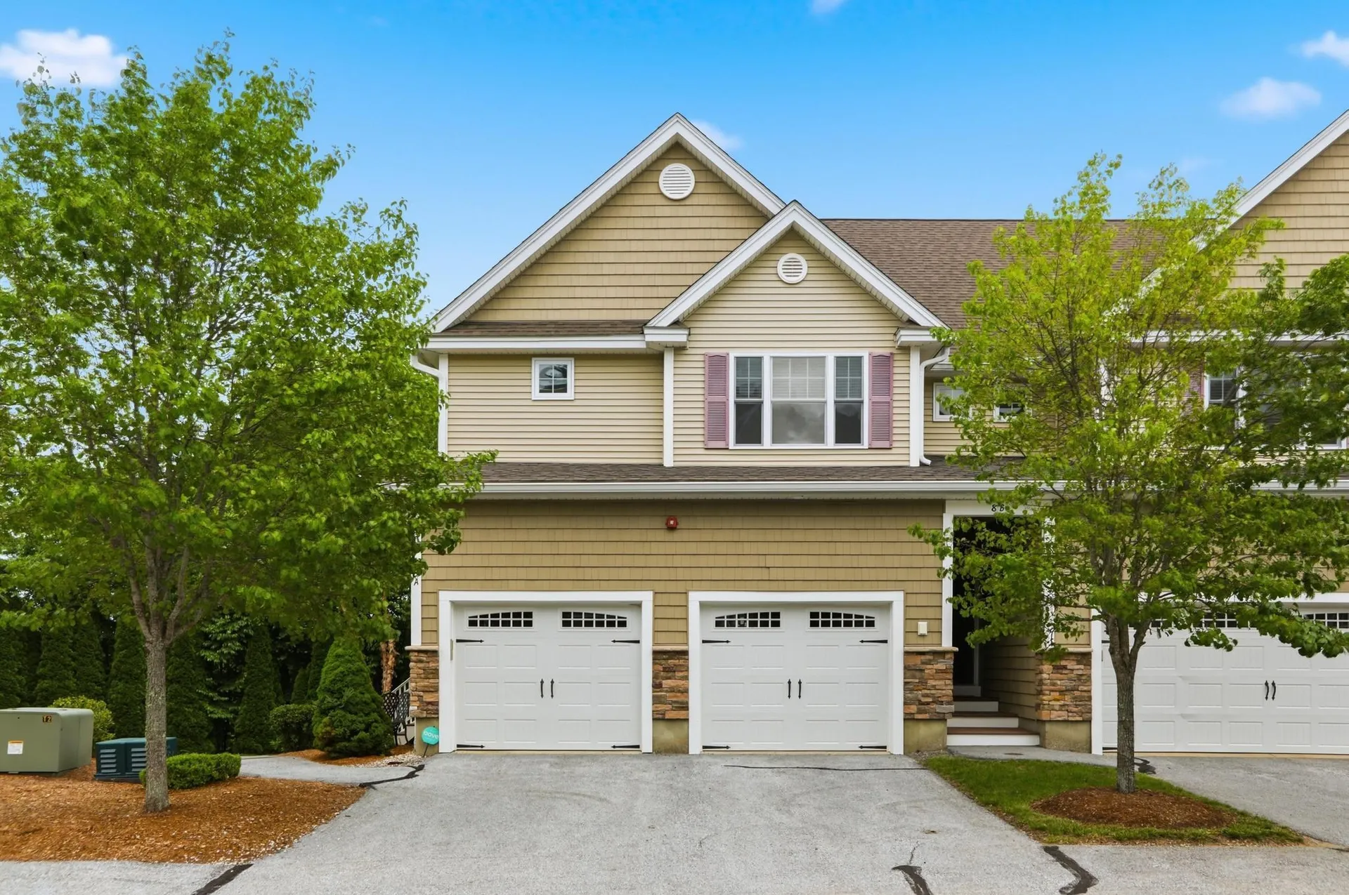 8 Manor Drive Hooksett NH 03106