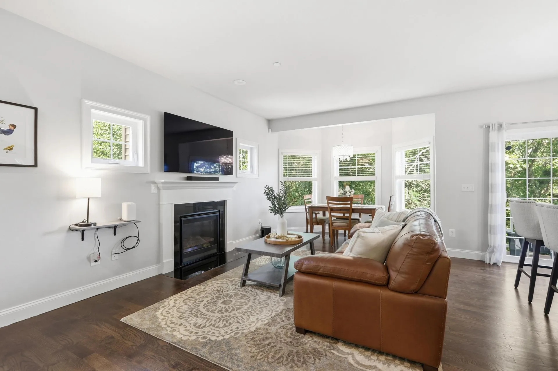 8 Manor Drive Hooksett NH 03106
