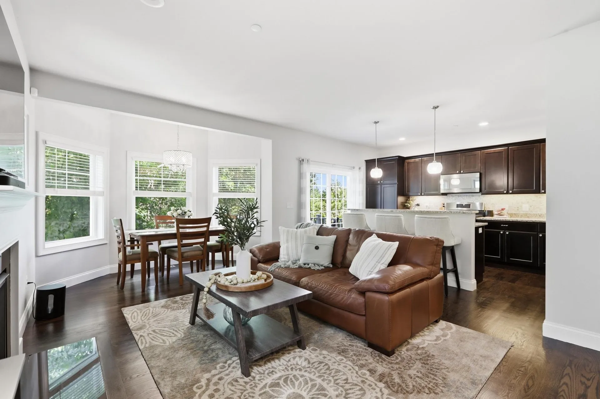 8 Manor Drive Hooksett NH 03106