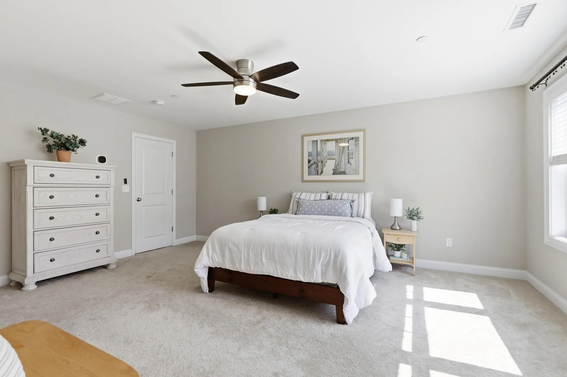 8 Manor Drive Hooksett NH 03106