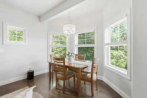 8 Manor Drive Hooksett NH 03106