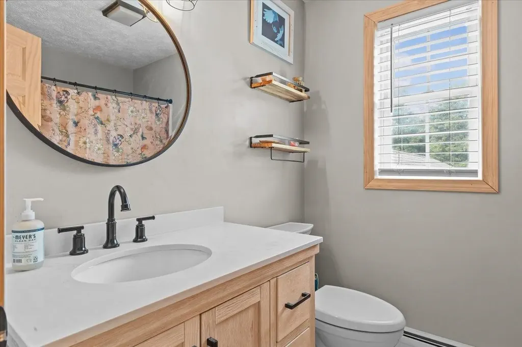 20 Suffolk Lane Essex VT 05452