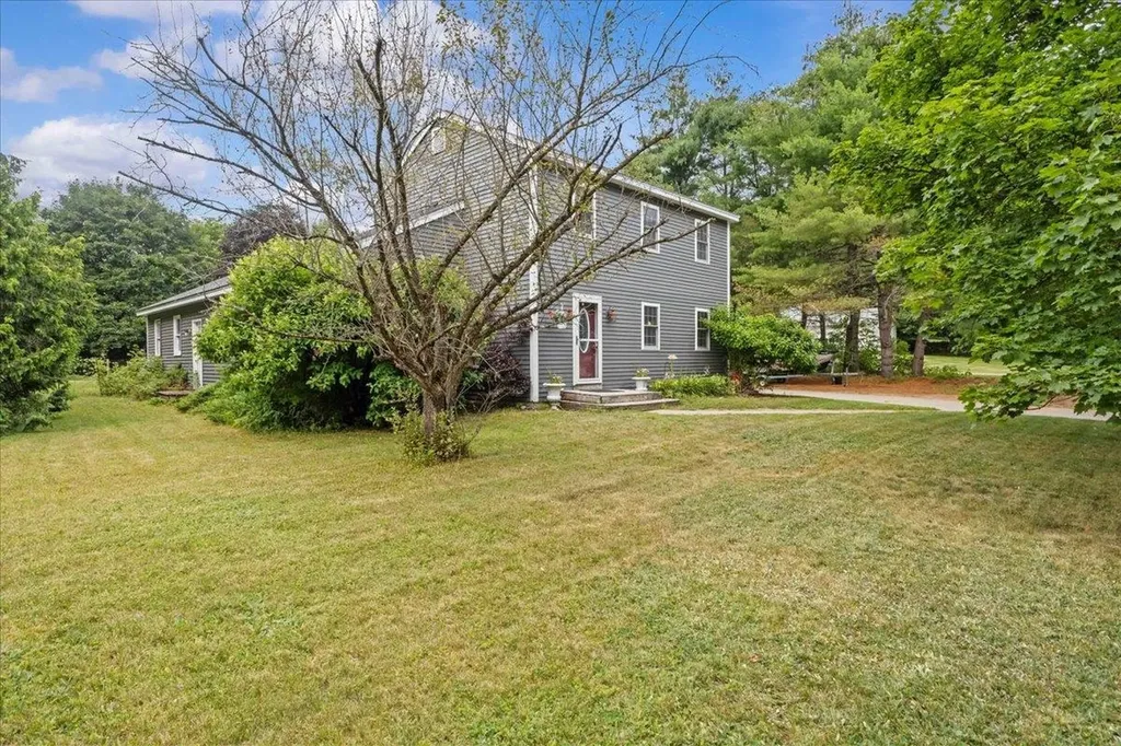 20 Suffolk Lane Essex VT 05452