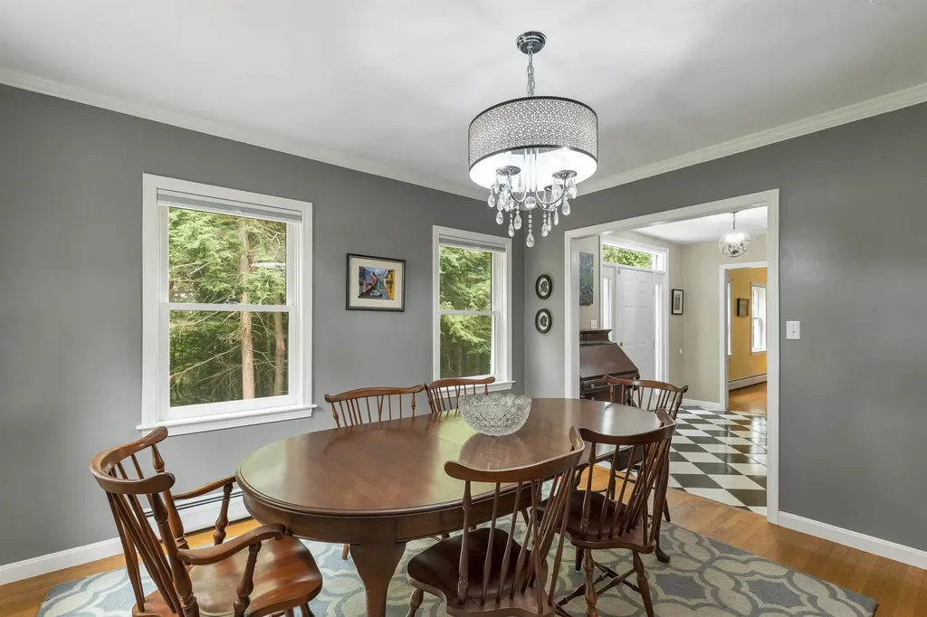 11 Longview Drive Bow NH 03304