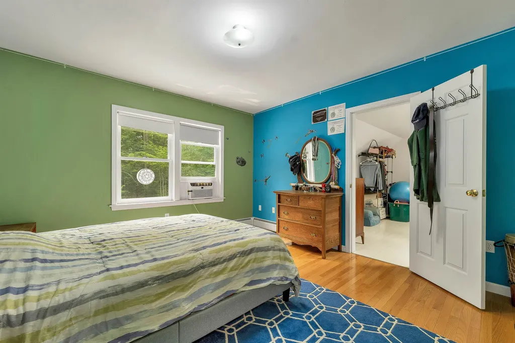 11 Longview Drive Bow NH 03304