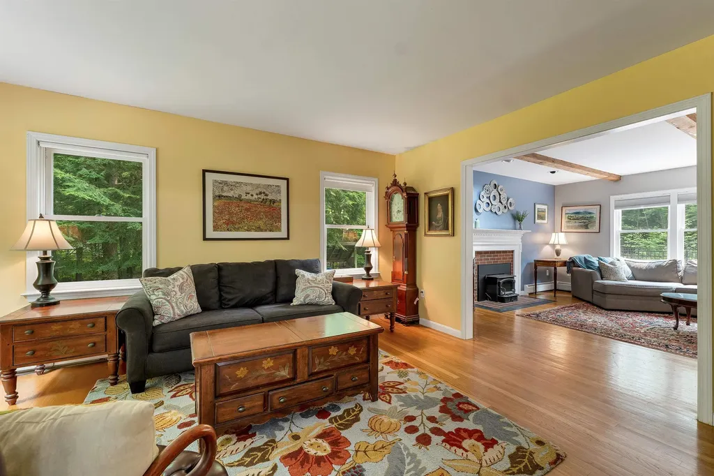 11 Longview Drive Bow NH 03304