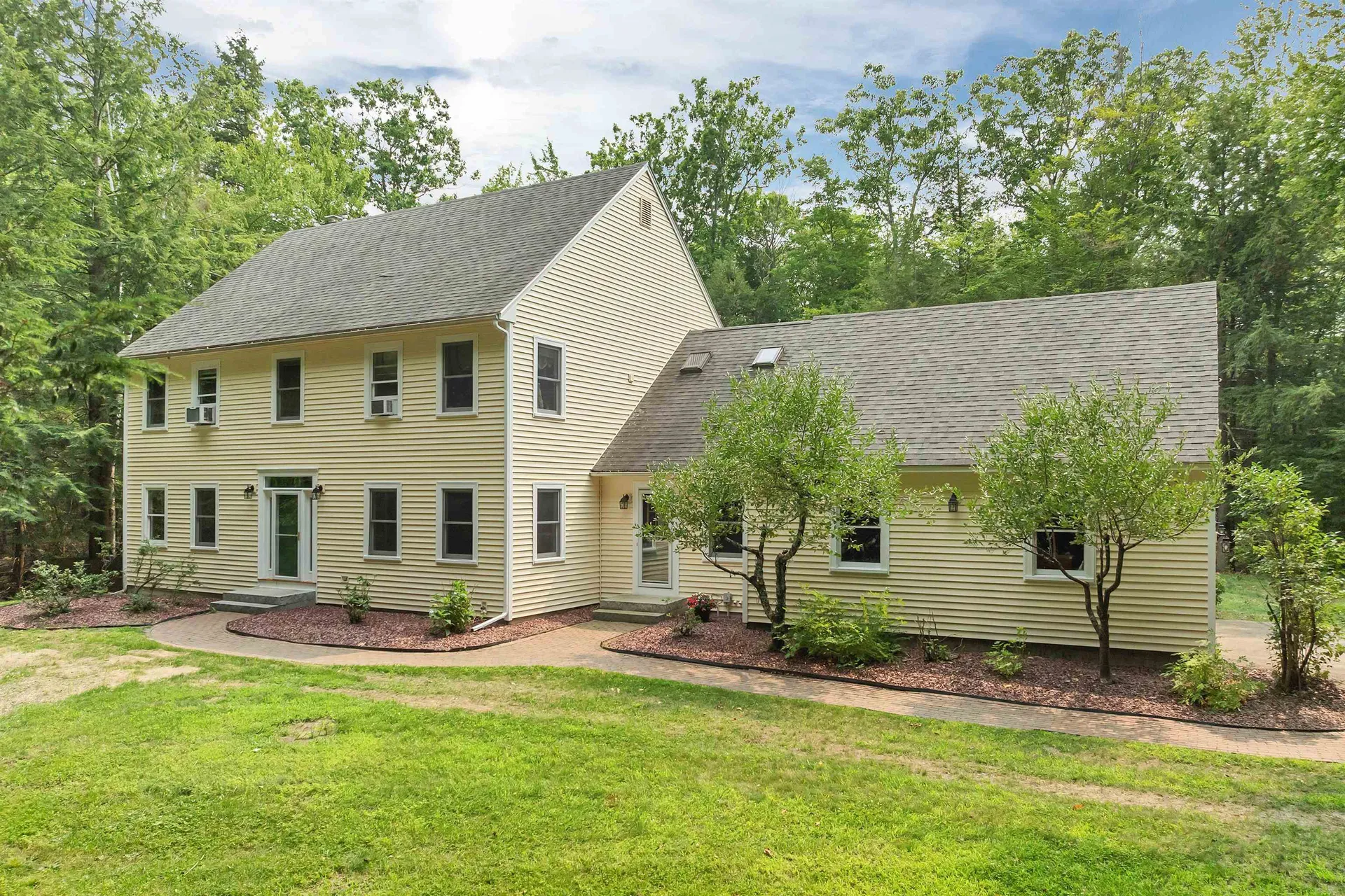 11 Longview Drive Bow NH 03304