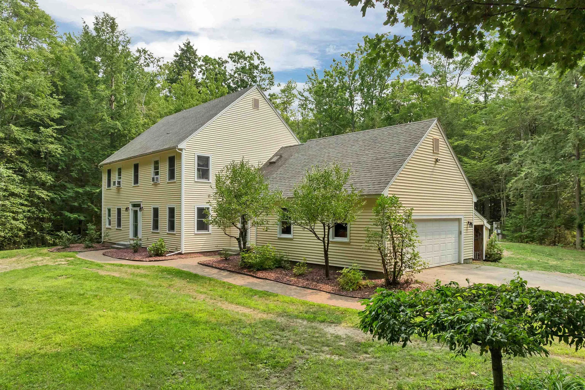 11 Longview Drive Bow NH 03304