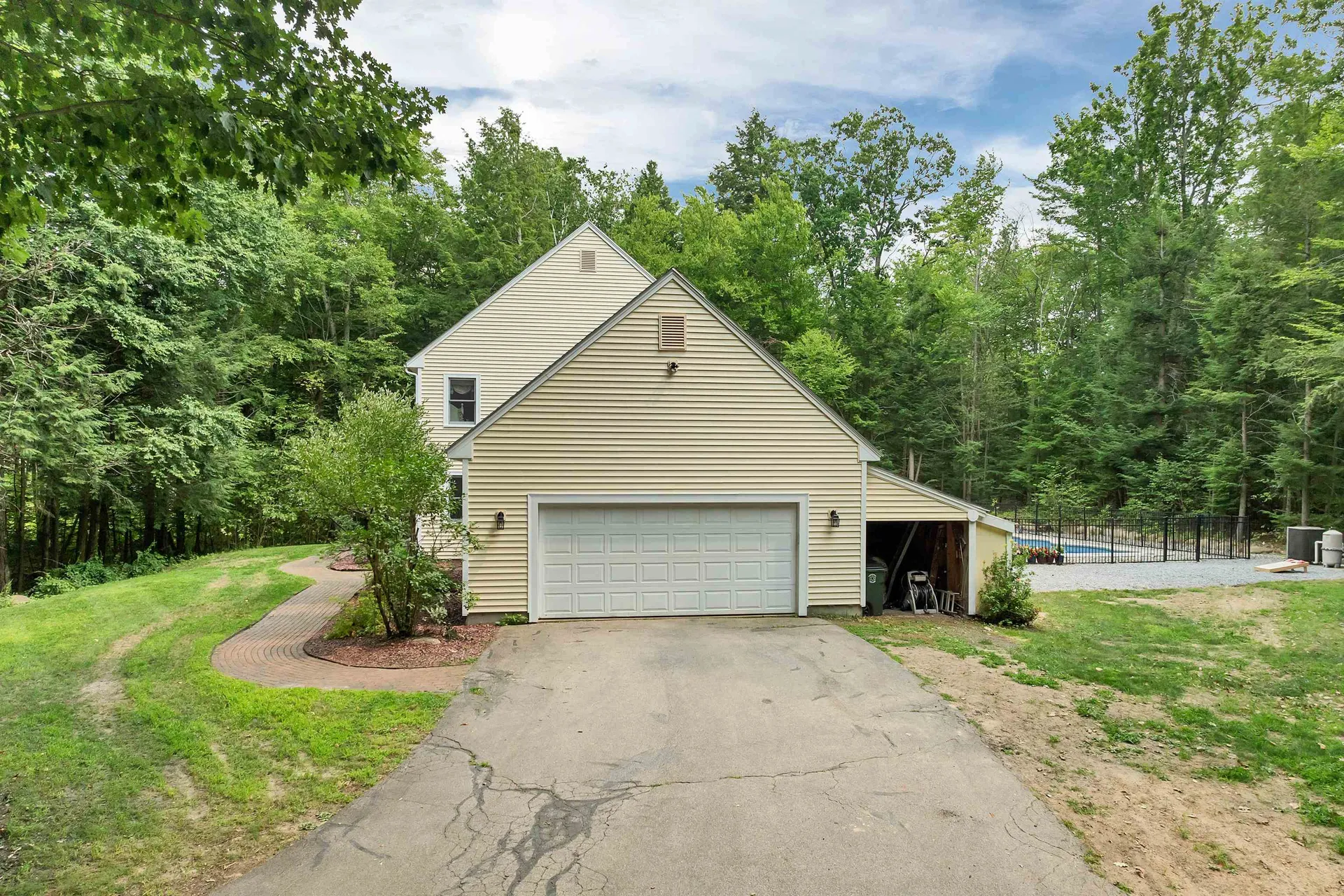 11 Longview Drive Bow NH 03304