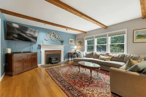 11 Longview Drive Bow NH 03304