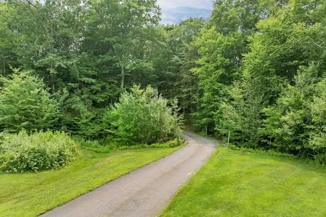 11 Longview Drive Bow NH 03304