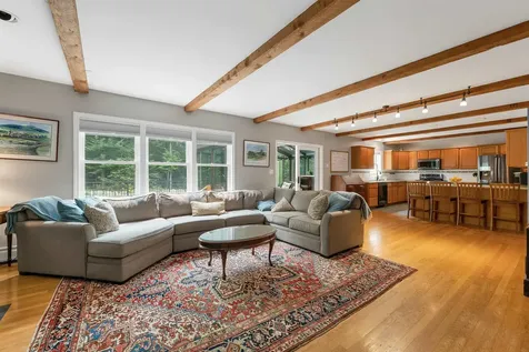11 Longview Drive Bow NH 03304