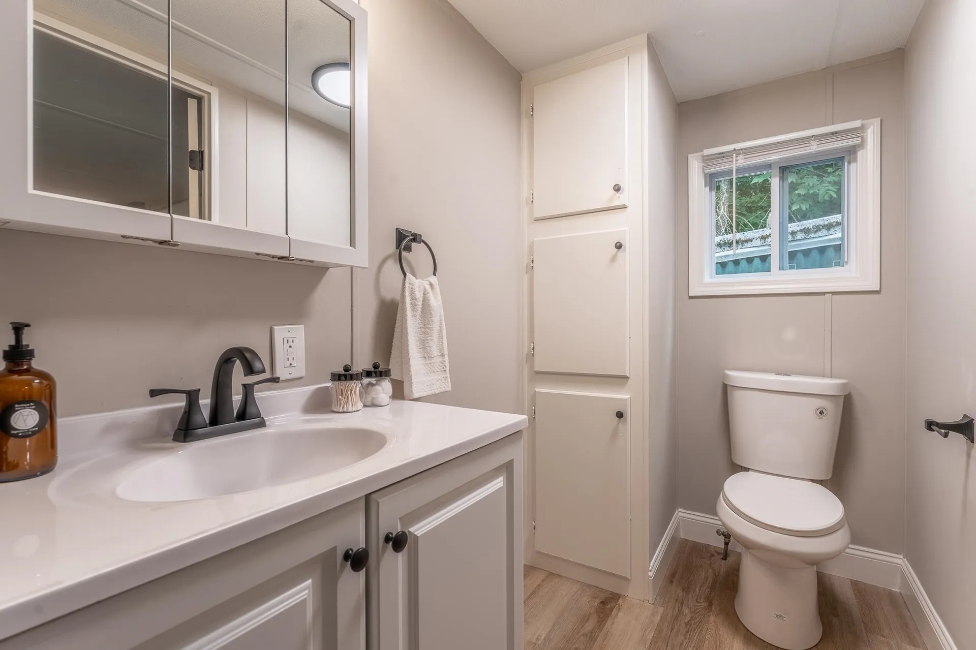 12 Ruby Way Merrimack NH 03054