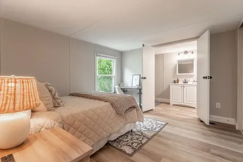 12 Ruby Way Merrimack NH 03054