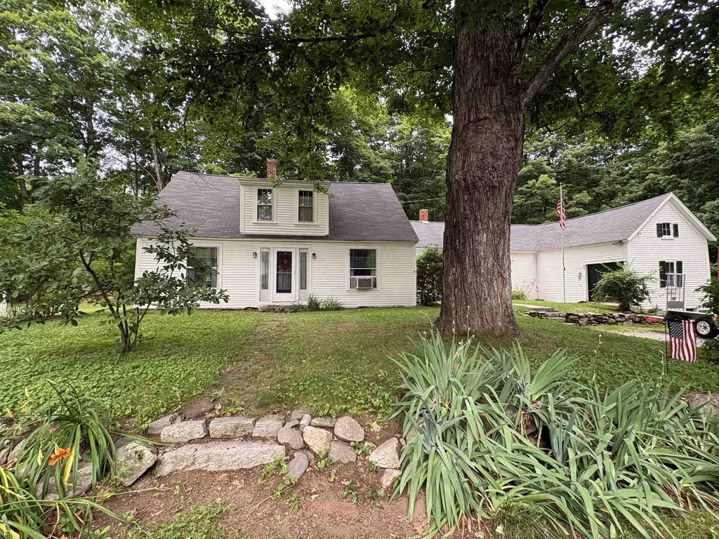 111 Barton Corner Road Hopkinton NH 03229