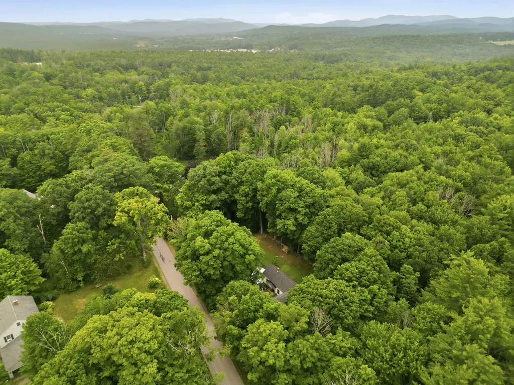 111 Barton Corner Road Hopkinton NH 03229