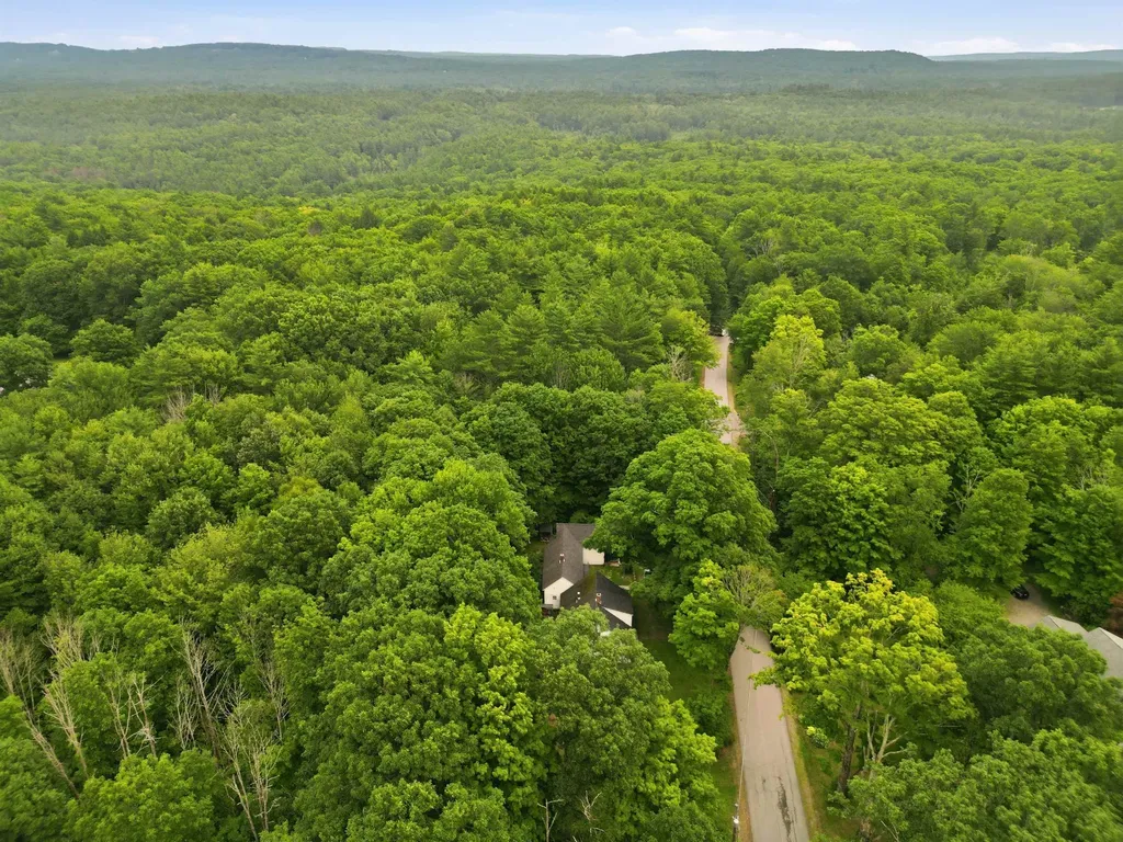 111 Barton Corner Road Hopkinton NH 03229