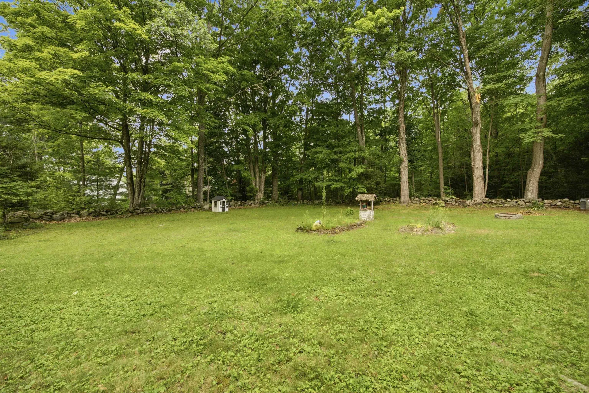 111 Barton Corner Road Hopkinton NH 03229