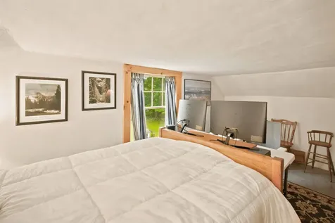 111 Barton Corner Road Hopkinton NH 03229