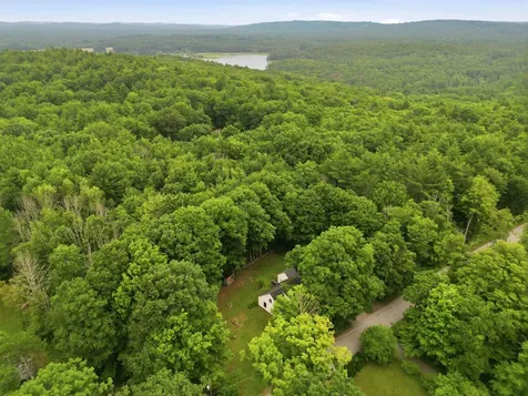 111 Barton Corner Road Hopkinton NH 03229