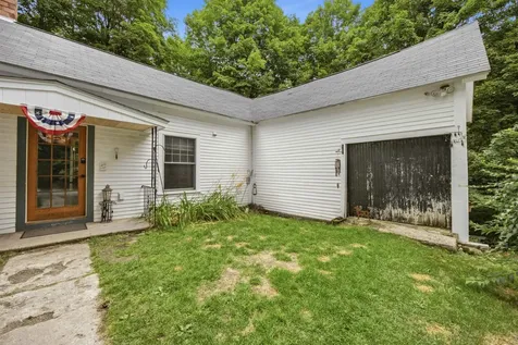 111 Barton Corner Road Hopkinton NH 03229