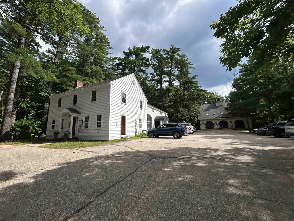 2977 White Mountain Highway Conway NH 03860