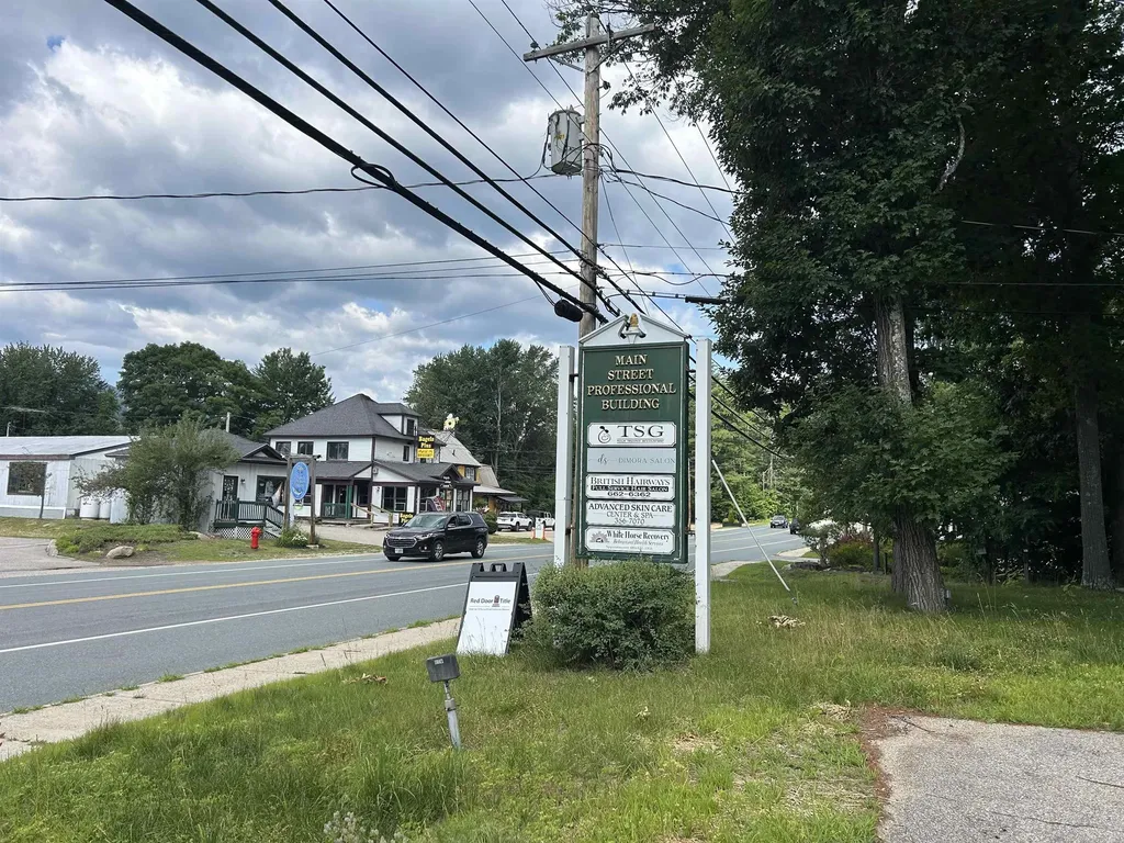 2977 White Mountain Highway Conway NH 03860