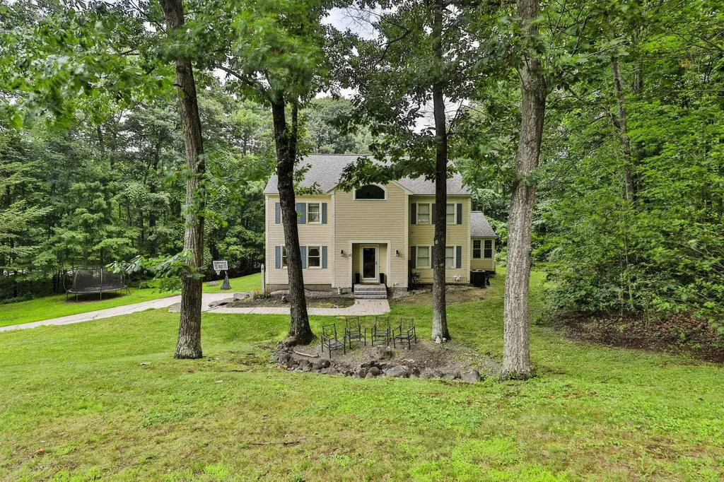 41 Wellesley Drive Bedford NH 03110
