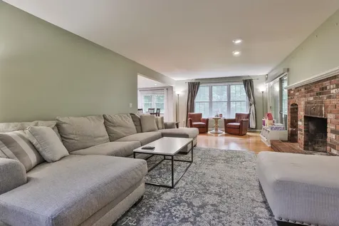 41 Wellesley Drive Bedford NH 03110