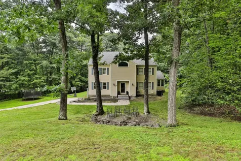 41 Wellesley Drive Bedford NH 03110