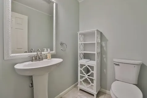 41 Wellesley Drive Bedford NH 03110