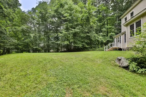 41 Wellesley Drive Bedford NH 03110