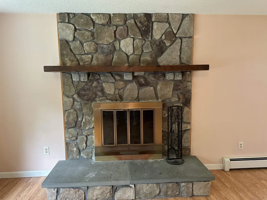 8 Amboy Circle Jaffrey NH 03452