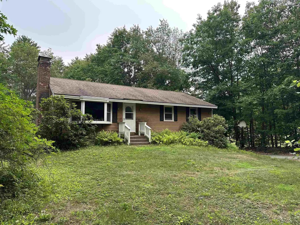8 Amboy Circle Jaffrey NH 03452