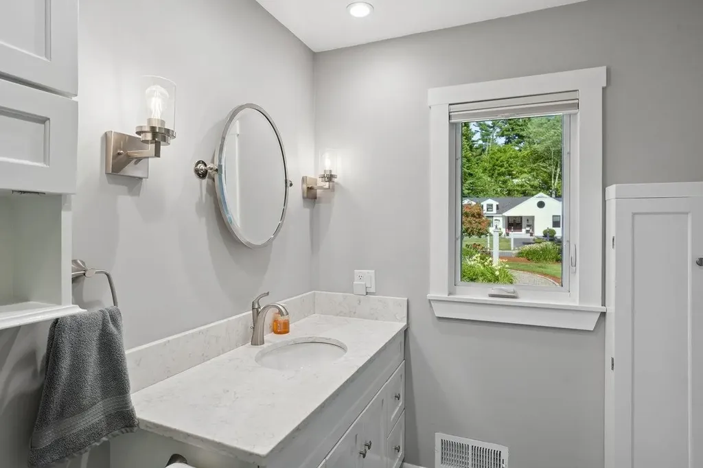 1100 Chestnut Street Manchester NH 03104