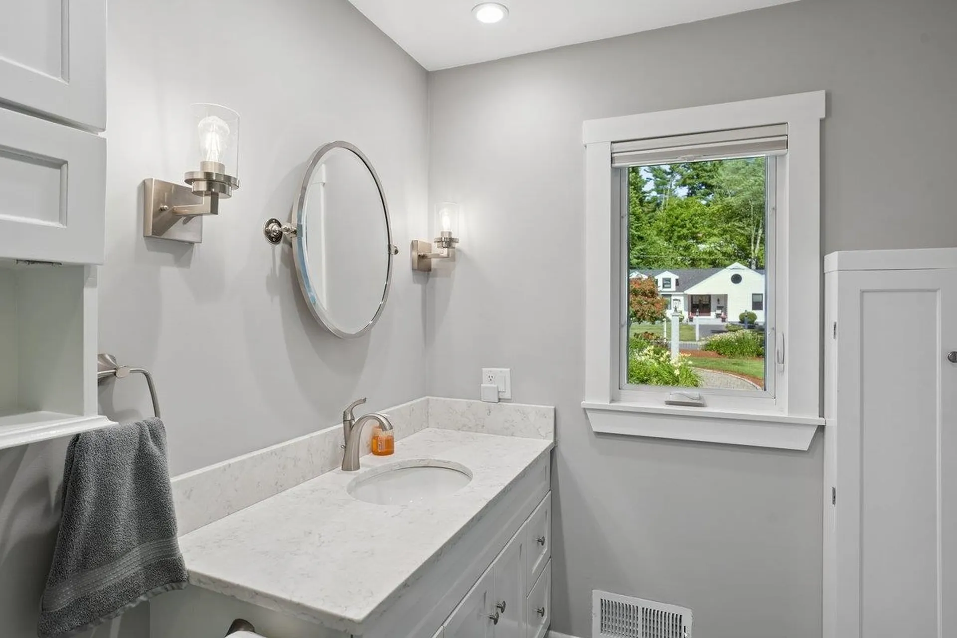 1100 Chestnut Street Manchester NH 03104