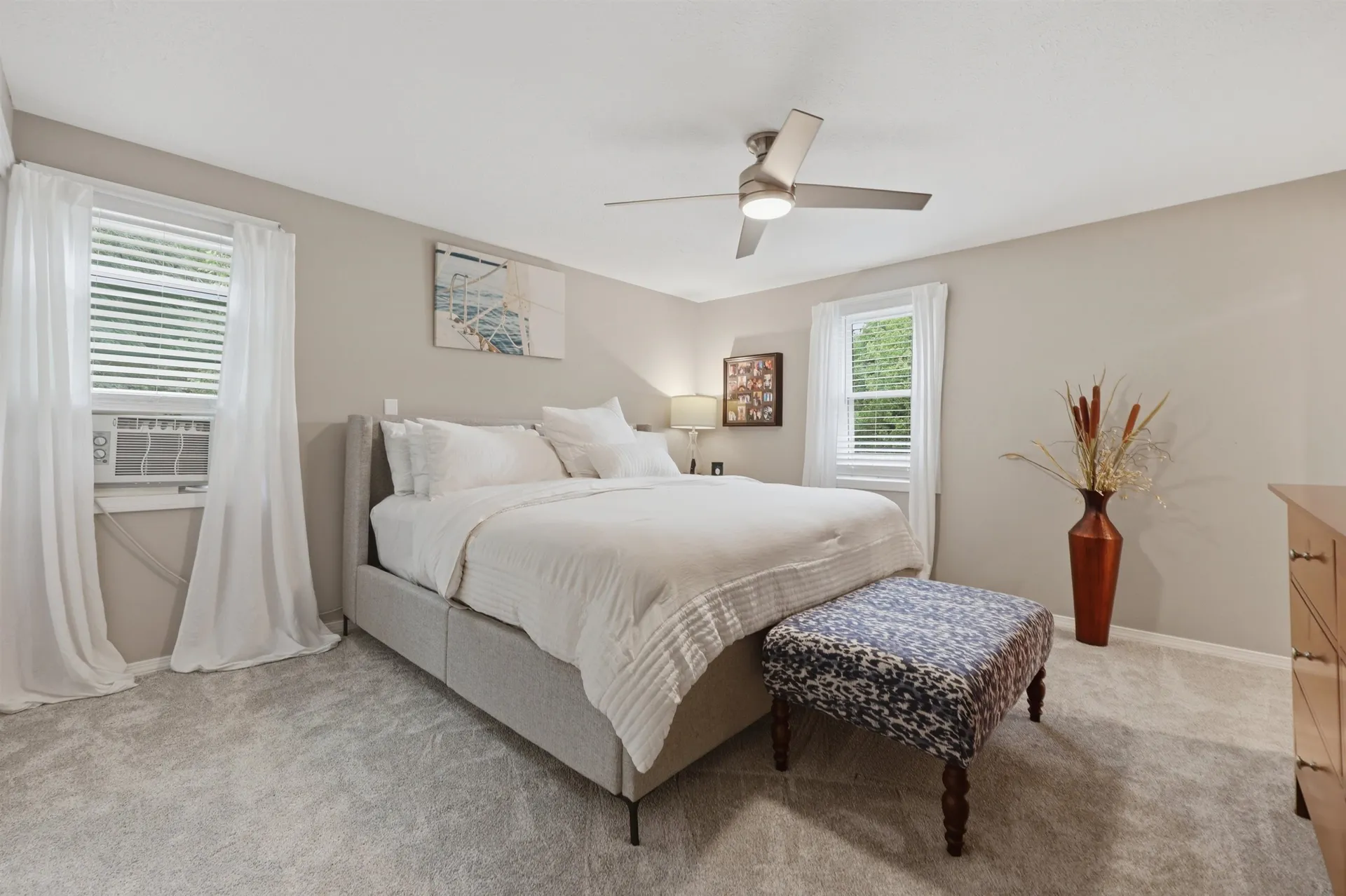 17 Windsor Boulevard Londonderry NH 03053