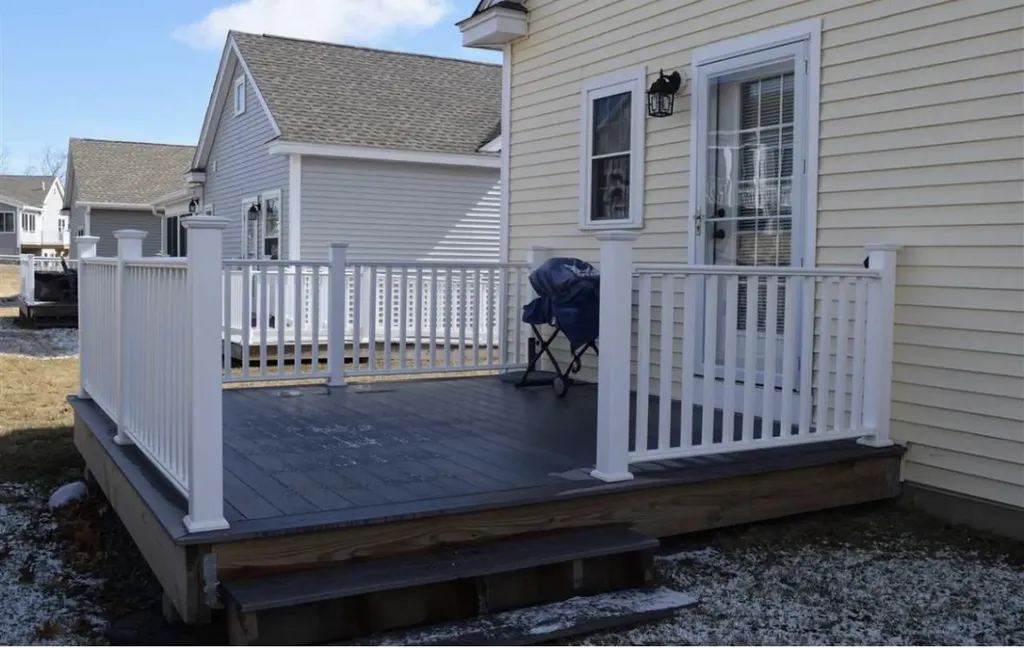 6 Dunstable Circle Merrimack NH 03054